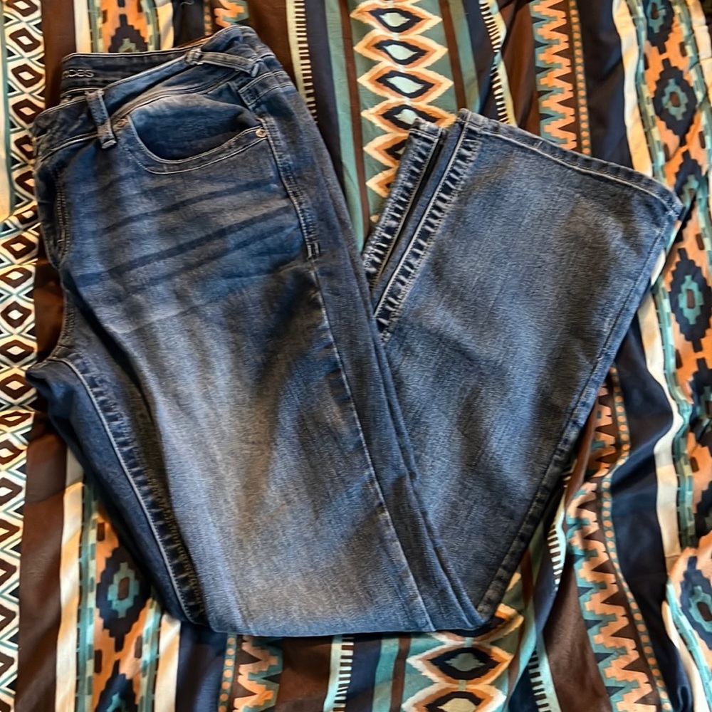 Marurices boot cut jeans